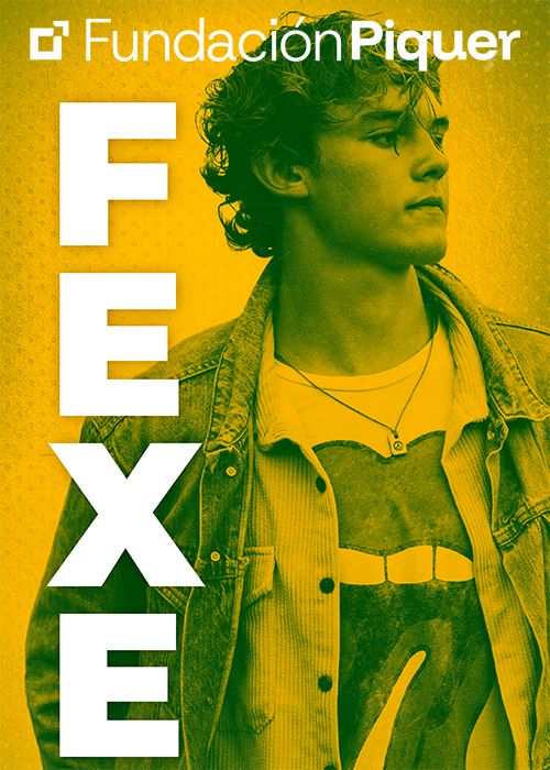 Cartel promocional con hombre y texto sobre el "Foro de Excelencia Educativa (FEXE)